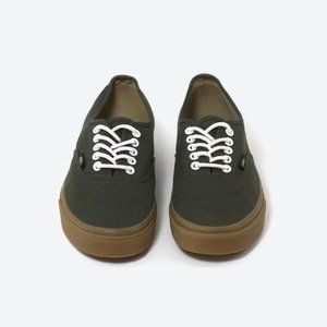 Vans Authentic Olive with Gum Sole M7.5 W9